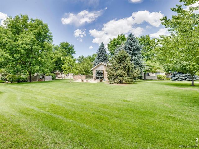 927 Hover Ridge Circle, Longmont, CO 80501