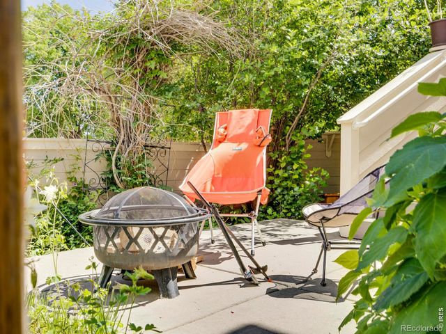 927 Hover Ridge Circle, Longmont, CO 80501