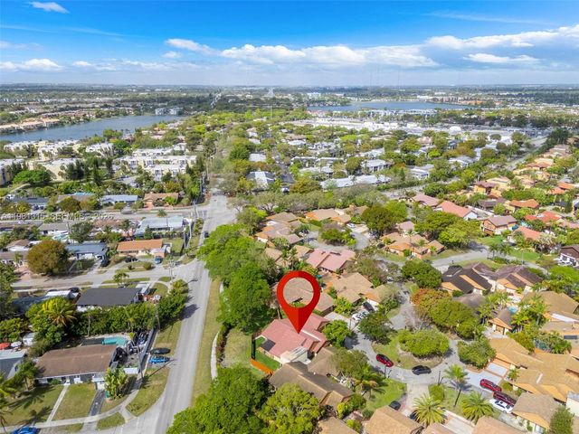 19951 NE 10th Place Way, Miami, FL 33179