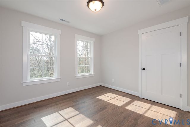3205 Oak Branch Ln, Toano, VA 23168