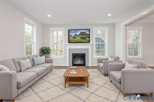 3205 Oak Branch Ln, Toano, VA 23168