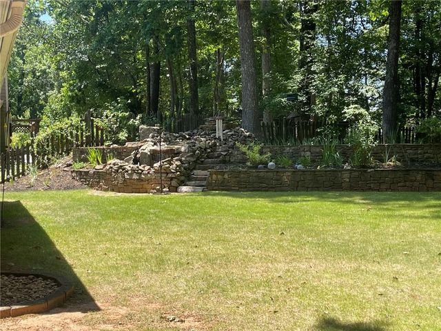 3315 ELLSMERE Trace, Marietta, GA 30062