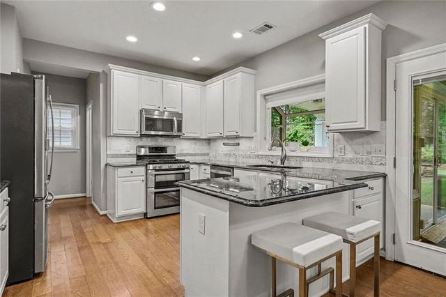 3315 ELLSMERE Trace, Marietta, GA 30062