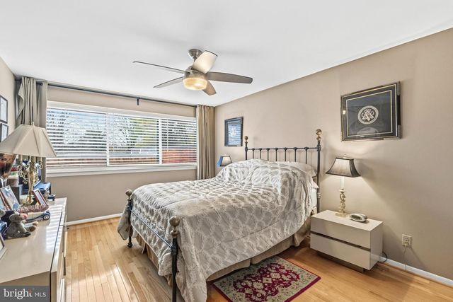 410 OLD CROSSING DR, Baltimore, MD 21208