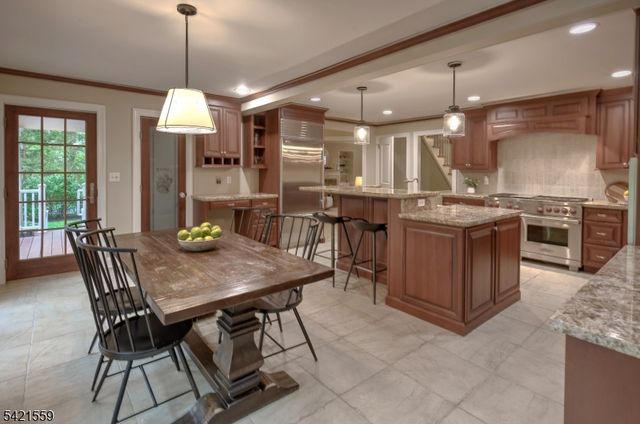 16 Crestview Terrace, Morris Twp., NJ 07960