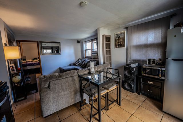 9810 Menard Avenue, Oak Lawn, IL 60453