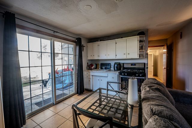 9810 Menard Avenue, Oak Lawn, IL 60453