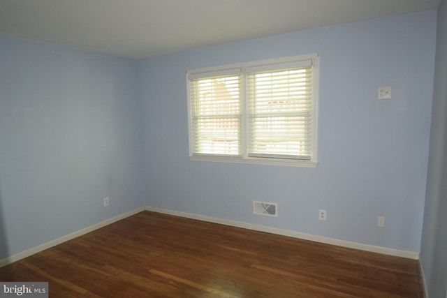 1619 BOLTON RD, Wilmington, DE 19810