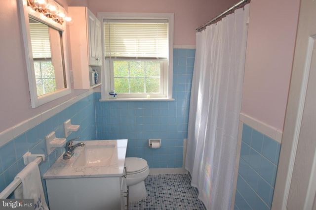 1619 BOLTON RD, Wilmington, DE 19810