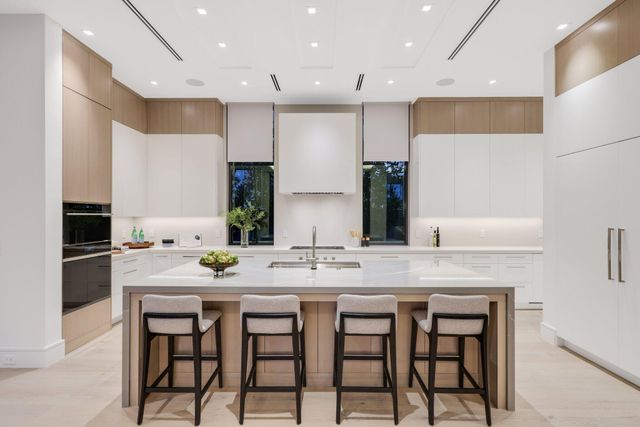 340 Grove Place, Delray Beach, FL 33444