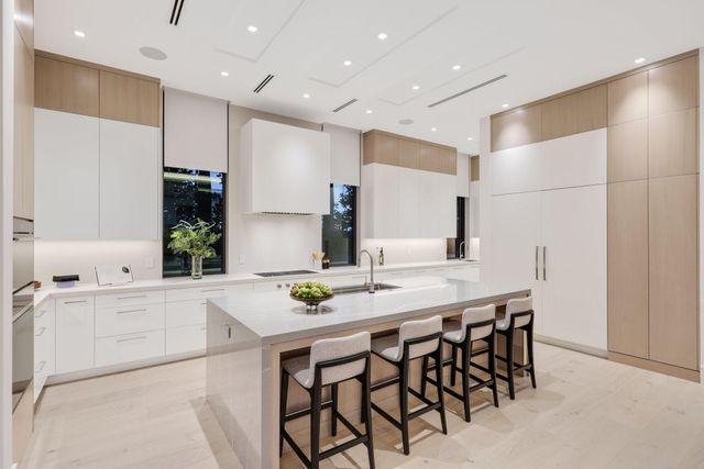 340 Grove Place, Delray Beach, FL 33444