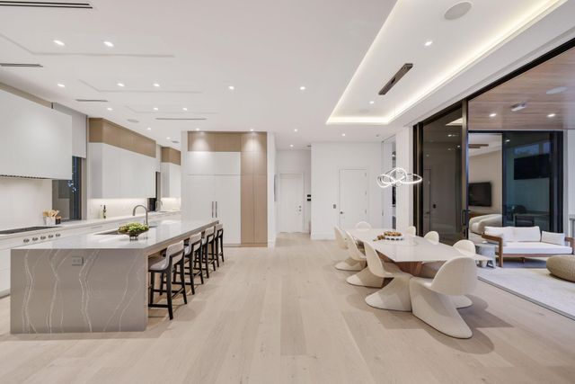 340 Grove Place, Delray Beach, FL 33444