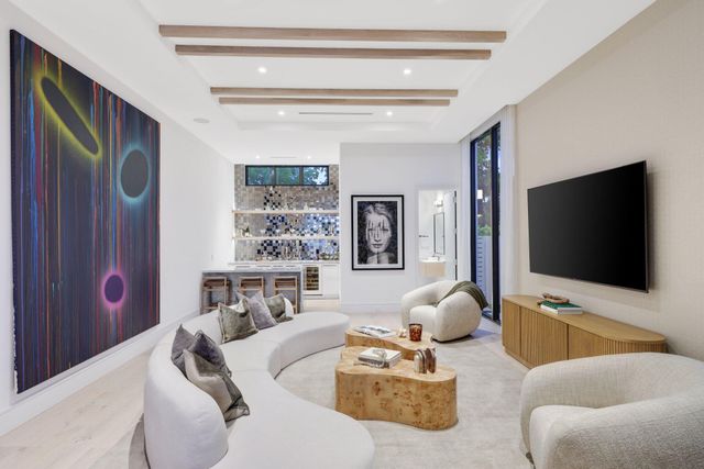 340 Grove Place, Delray Beach, FL 33444