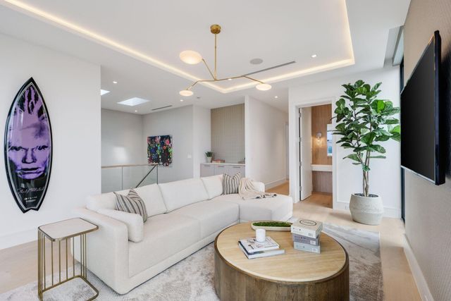 340 Grove Place, Delray Beach, FL 33444