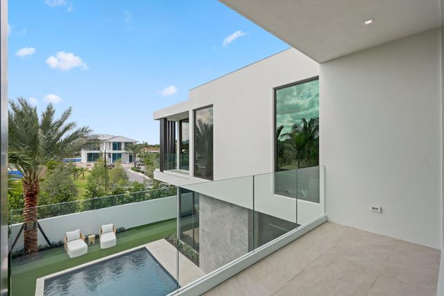 340 Grove Place, Delray Beach, FL 33444