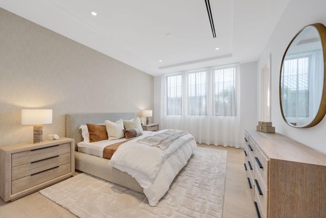 340 Grove Place, Delray Beach, FL 33444