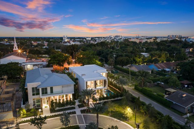 340 Grove Place, Delray Beach, FL 33444