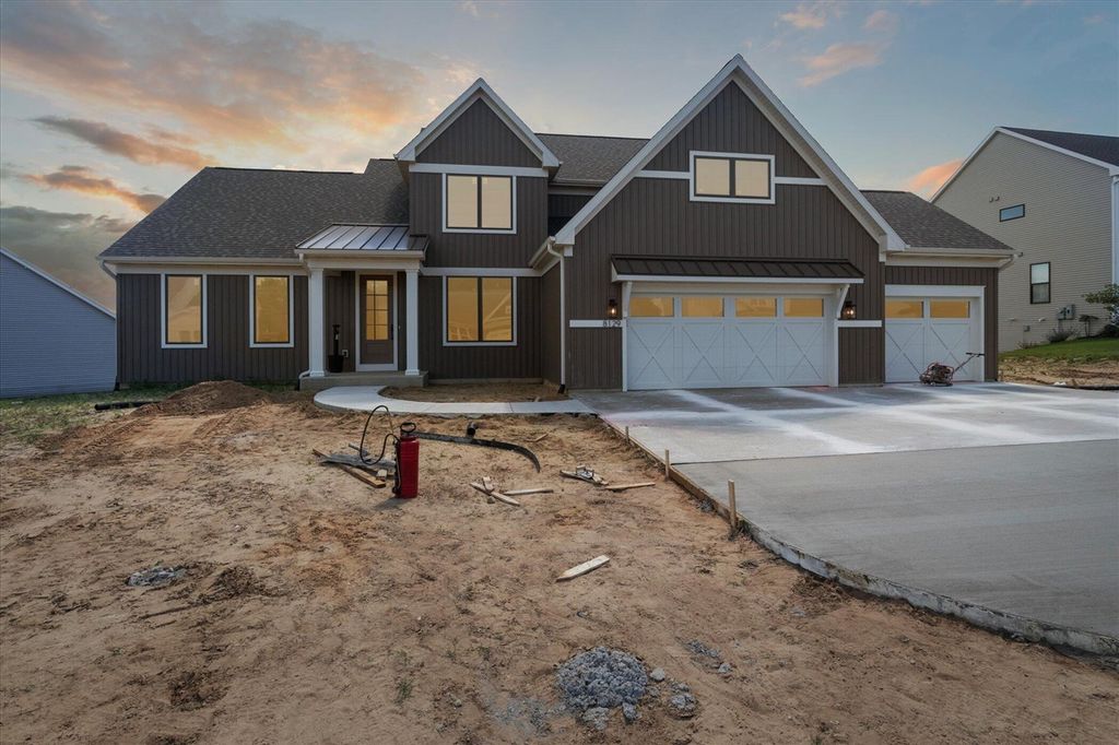 7943 Turning Stone, Kalamazoo, MI 49009
