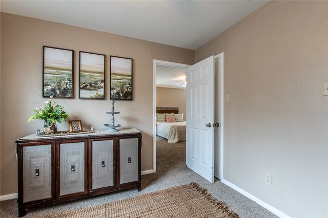 3021 Hilldale Dr, Corpus Christi, TX 78415