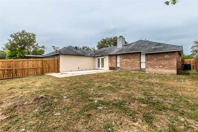 3021 Hilldale Dr, Corpus Christi, TX 78415