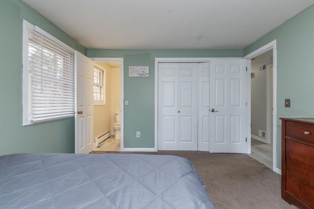 46 Stark Lane, Litchfield, NH 03052