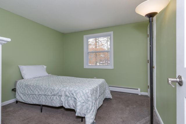 46 Stark Lane, Litchfield, NH 03052