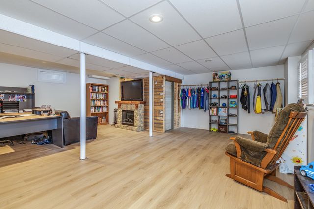 46 Stark Lane, Litchfield, NH 03052