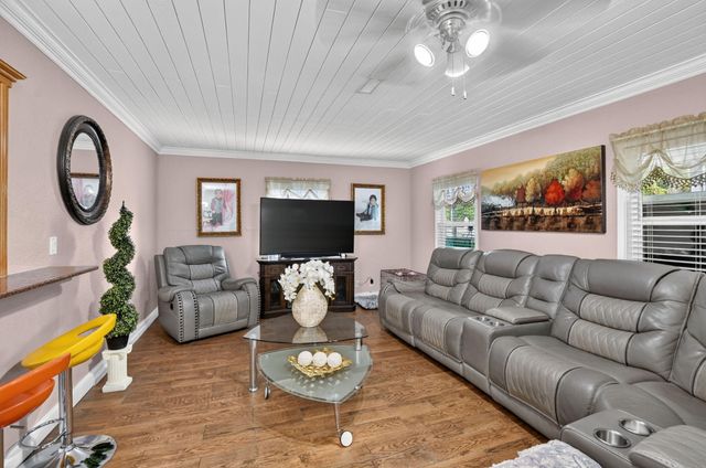 22305 SW 57th Avenue, Boca Raton, FL 33428