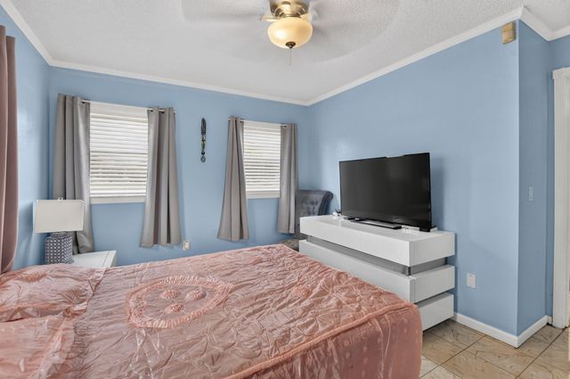 22305 SW 57th Avenue, Boca Raton, FL 33428