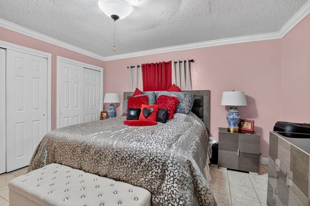 22305 SW 57th Avenue, Boca Raton, FL 33428