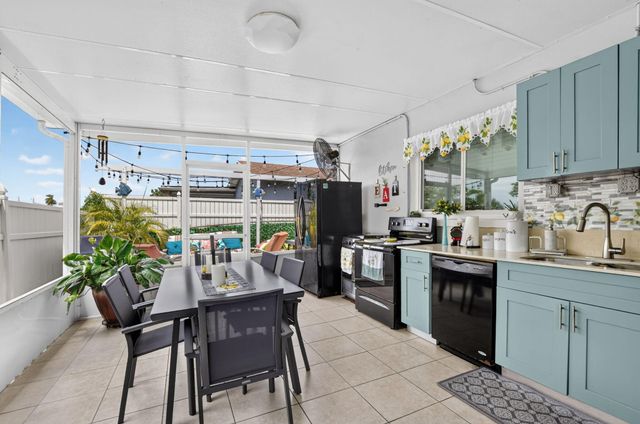 22305 SW 57th Avenue, Boca Raton, FL 33428