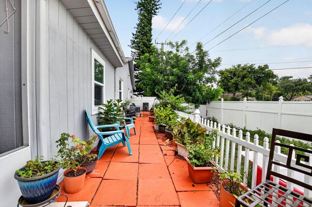 22305 SW 57th Avenue, Boca Raton, FL 33428