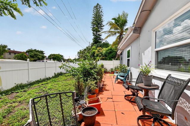 22305 SW 57th Avenue, Boca Raton, FL 33428