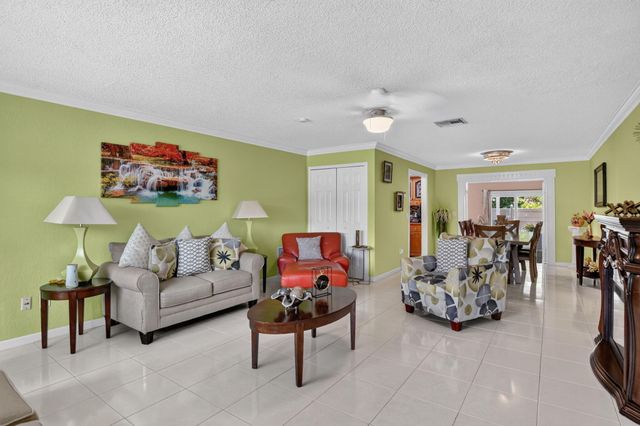 22305 SW 57th Avenue, Boca Raton, FL 33428