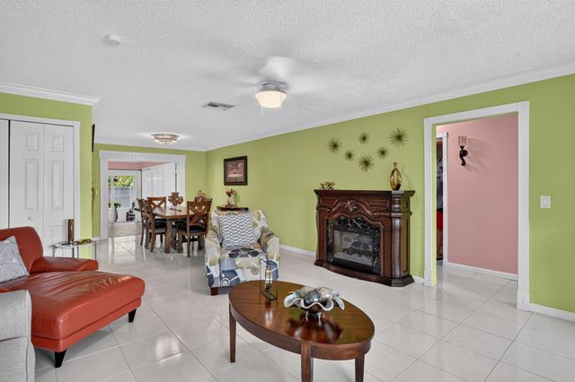 22305 SW 57th Avenue, Boca Raton, FL 33428