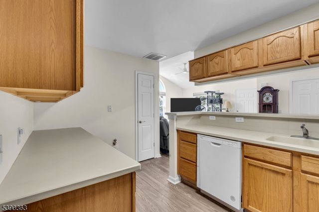 204 Merry Ln, Hillsborough Twp., NJ 08844