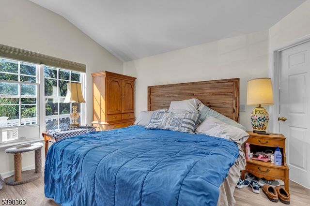 204 Merry Ln, Hillsborough Twp., NJ 08844