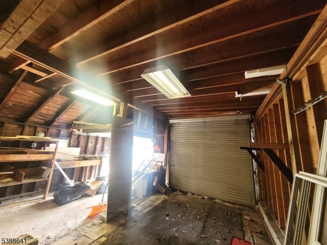 719 Meacham Ave, Linden City, NJ 07036