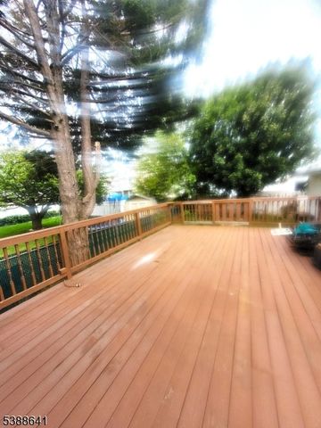 719 Meacham Ave, Linden City, NJ 07036