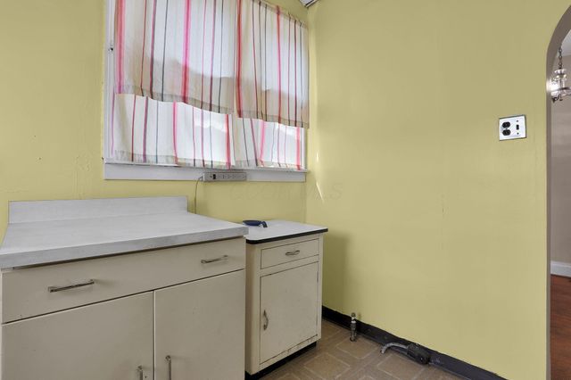 1222 Hamlet Street, Columbus, OH 43201