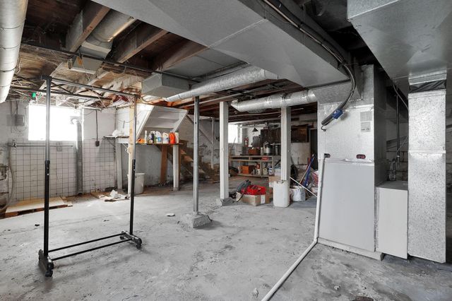 1222 Hamlet Street, Columbus, OH 43201