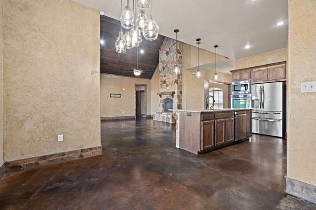 2524 Pecan Springs Road, Cleburne, TX 76031