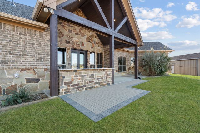 2524 Pecan Springs Road, Cleburne, TX 76031