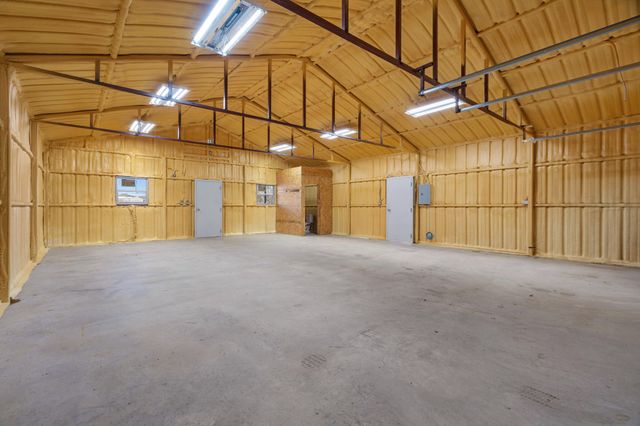 2524 Pecan Springs Road, Cleburne, TX 76031