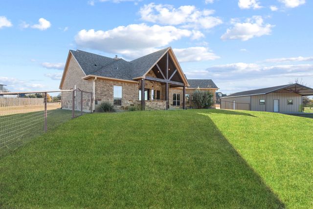 2524 Pecan Springs Road, Cleburne, TX 76031