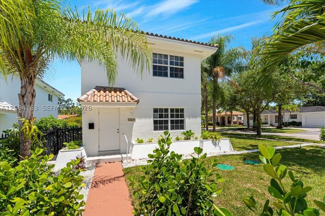 3619 S Le Jeune Rd 2, Coral Gables, FL 33134