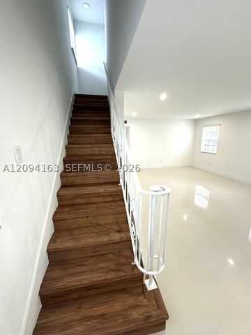 3619 S Le Jeune Rd 2, Coral Gables, FL 33134