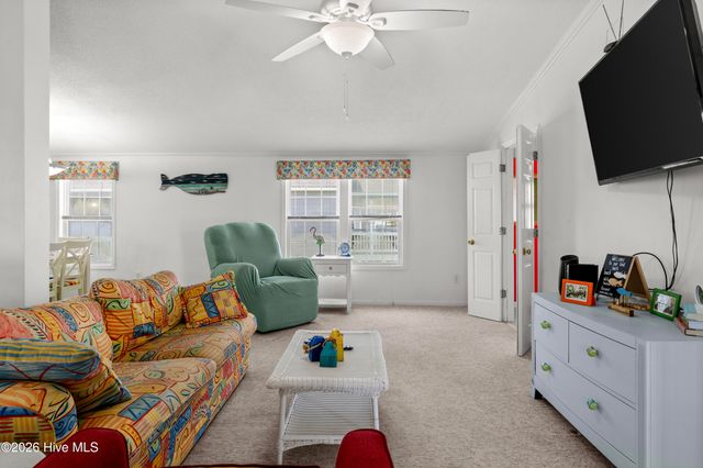 4074 4th Street, Holly Ridge, NC 28445