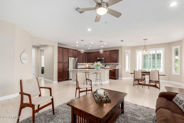 16930 W ALMERIA Road, Goodyear, AZ 85395