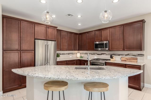 16930 W ALMERIA Road, Goodyear, AZ 85395